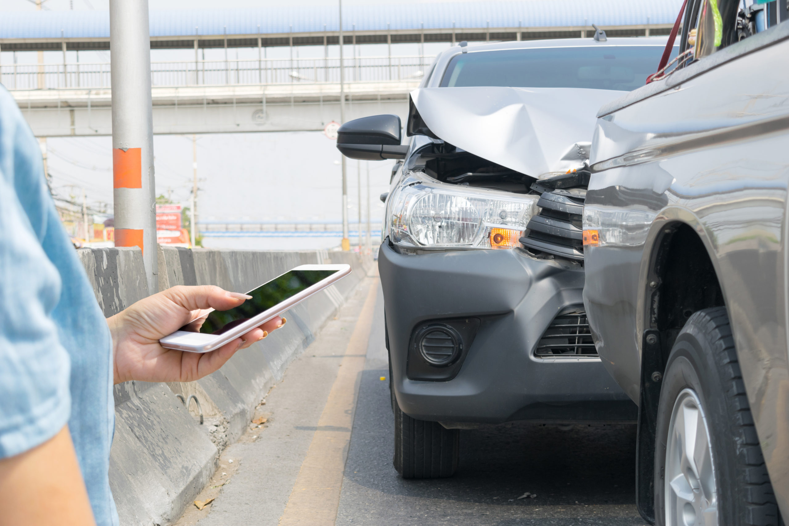 What pictures should I take after a car accident?