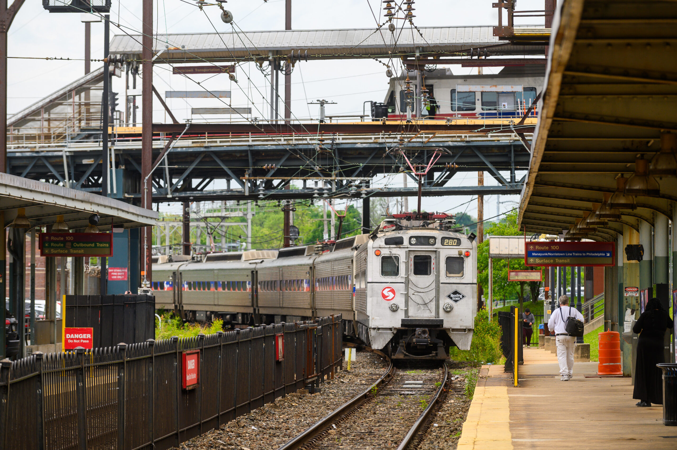 SEPTA Silverliner IV MU 280 with the Reading Scheme on the Norristown Line in Norristown PA
